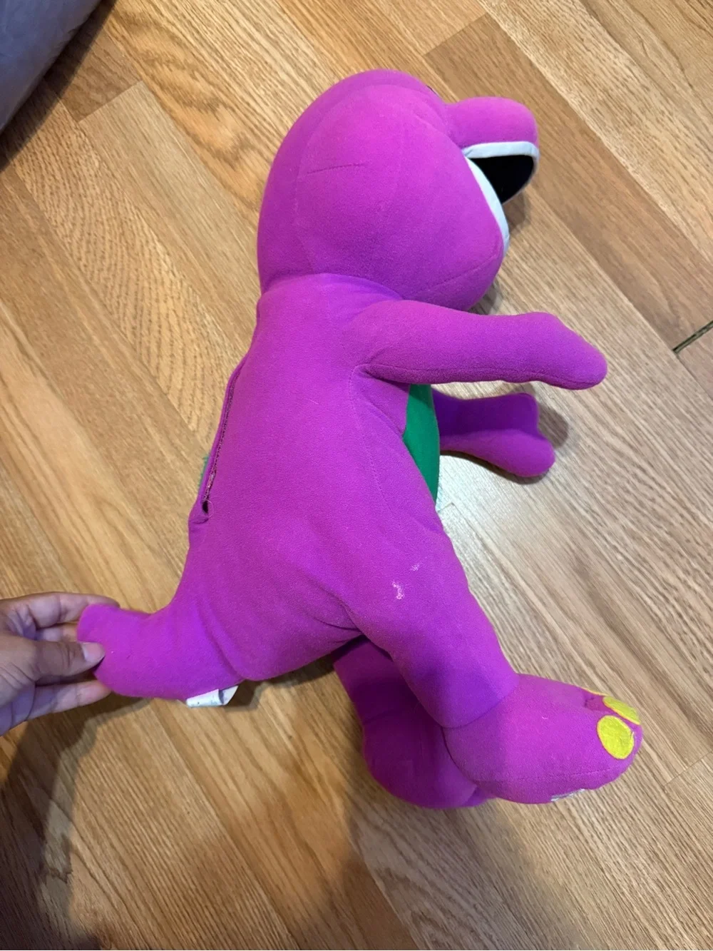 Vintage 1992 Barney the dinosaur plush